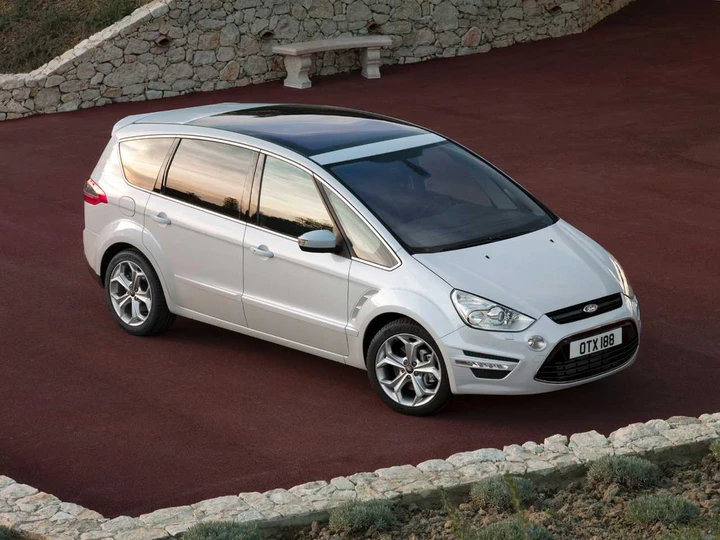 Ford S-Max e Galaxy 2010