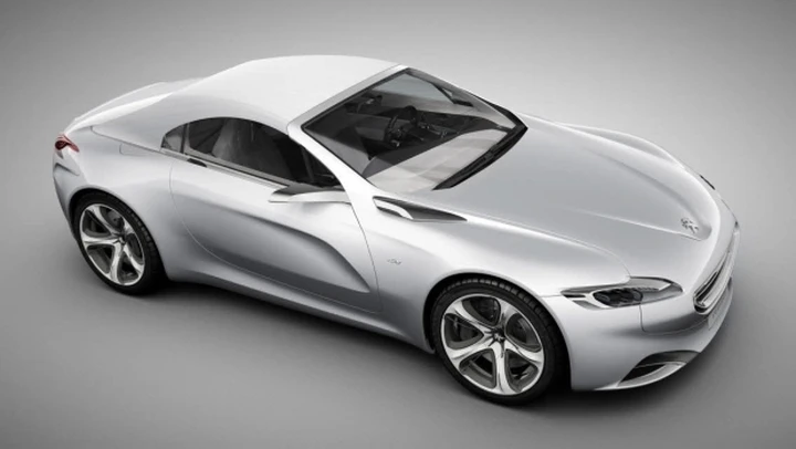 Peugeot, a Retromobile 2017 nel segno del tre