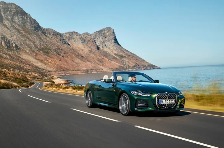 Bmw Serie 4 Cabriolet 2021: immagini ufficiali