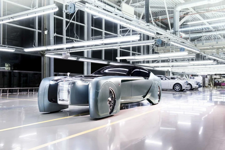 Rolls-Royce: dal 2040 solo modelli elettrici