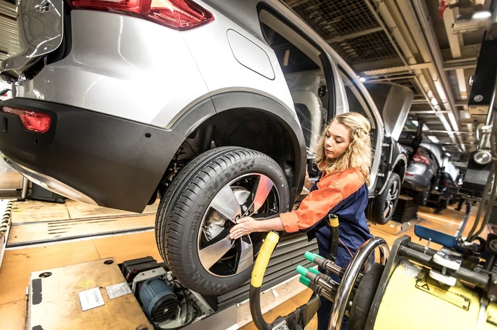 Volvo XC40: fasi della produzione