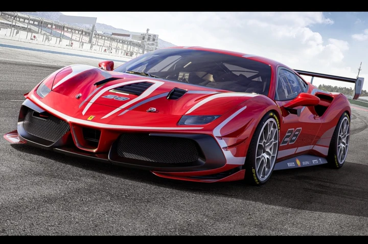 Ferrari 488 Challenge Evo 2020: immagini ufficiali