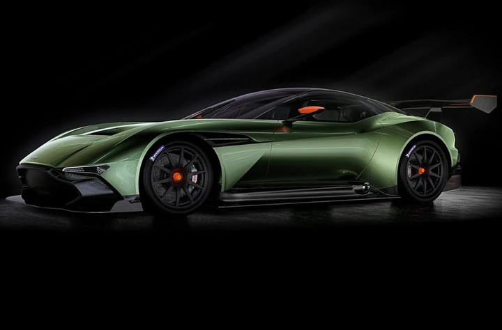 Aston Martin: la nuova strategia industriale