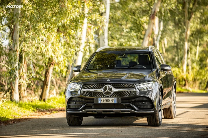 Mercedes-Benz GLC, la prova su strada