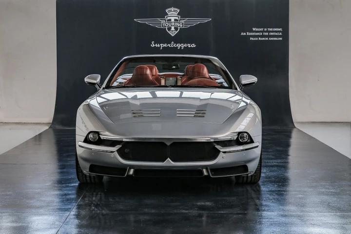 Touring Superleggera: a Villa d'Este con la Sciàdipersia Cabriolet