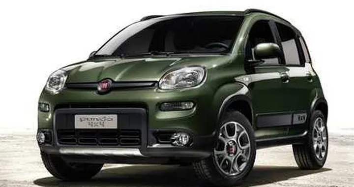 Fiat Panda 4x4 al Salone di Parigi 2012