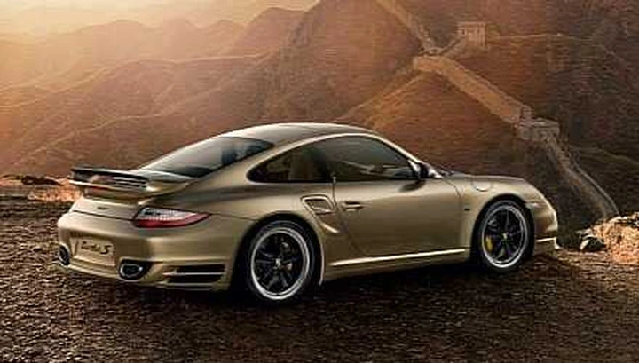 Porsche 911 10 Year Anniversary Edition