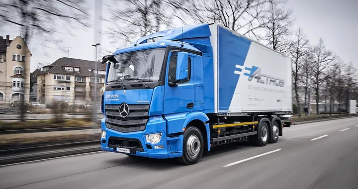 Mercedes-Benz eActros: il camion elettrico sarà testato dai clienti