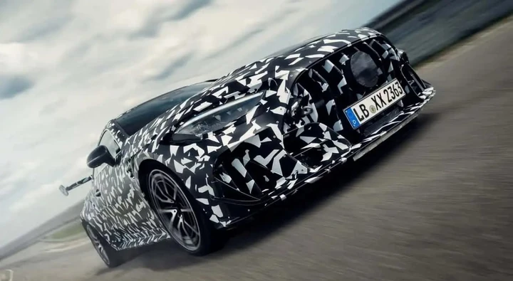 Mercedes-AMG Mythos: teaser del coupé estremo da 650 CV