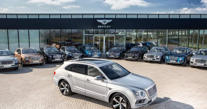 Bentley Bentayga: consegnati i primi esemplari