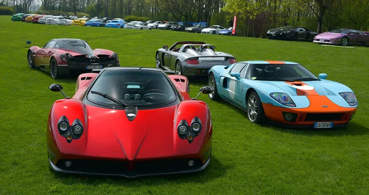 Cars and Coffee Brescia: un ritrovo per gli amanti di supercar