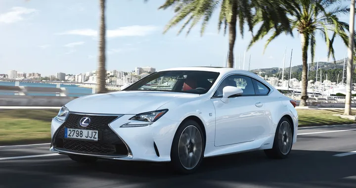 Lexus RC Hybrid: prezzi da 39.900 euro