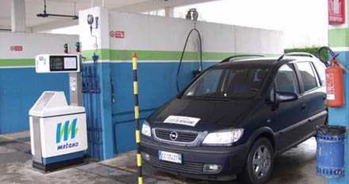 Ecogas: eliminare il bollo dalle auto a gas