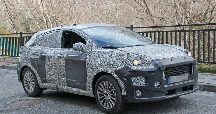 Ford Fiesta SUV, l’inedito modello avvistato durante i test su strada