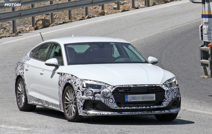Audi A5 Sportback, le foto spia del restyling
