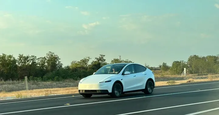 Tesla Model Y “low cost” avvistata, ma è veramente low cost?