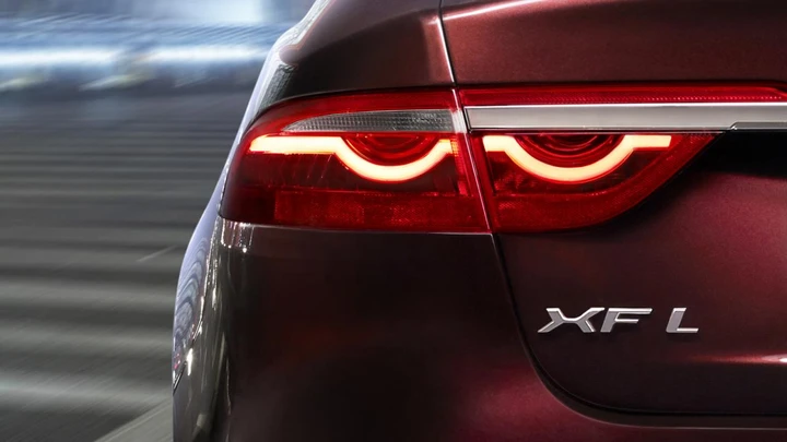 Jaguar XF L: a passo lungo per il mercato cinese