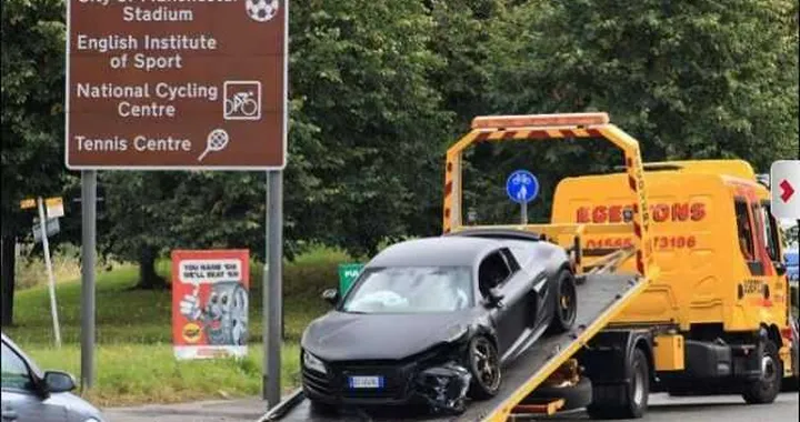 Balotelli: un'Audi R8 si distrugge così