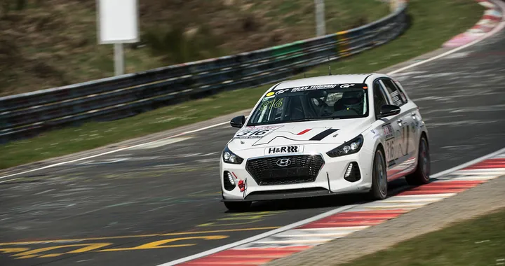 Hyundai i30 N, pronta per la 24 Ore del Nurburgring