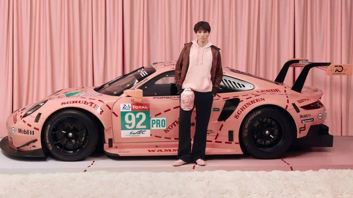 Puma e Porsche: il mito della Pink Pig 917 diventa stile urbano