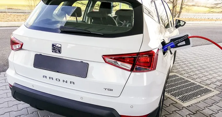 Metano auto: via libera al rifornimento self service