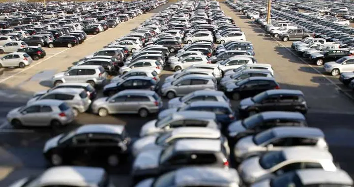 Mercato auto: un'estate da dimenticare