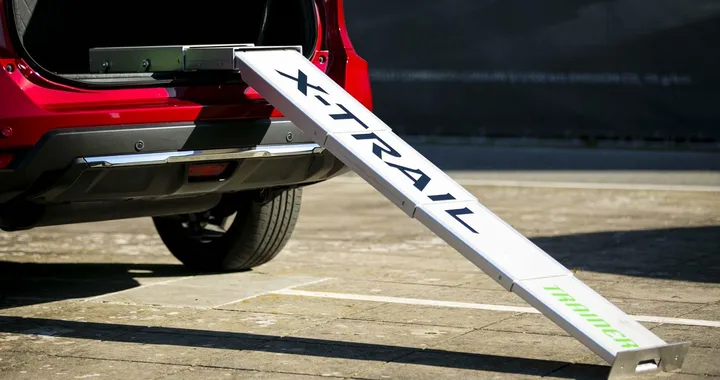 Nissan X-Trail e Trainer: debutta il kit dedicato ai cani