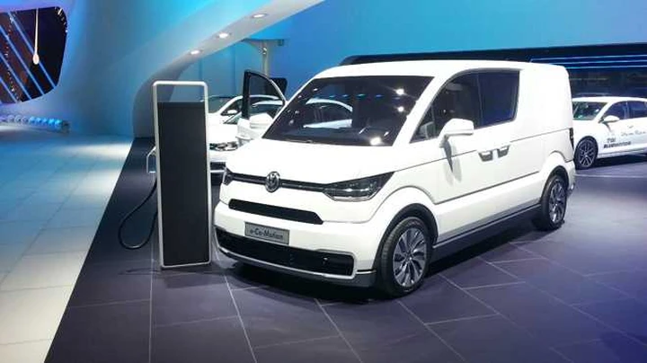 Volkswagen e-CoMotion Concept