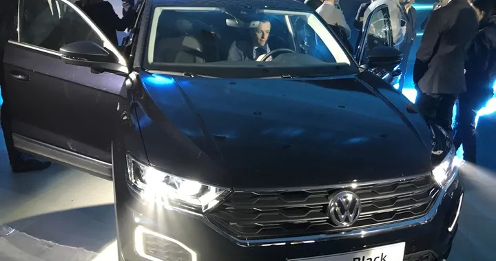 Volkswagen e Garage Italia Customs: nascono le T-Roc Black e Cyber