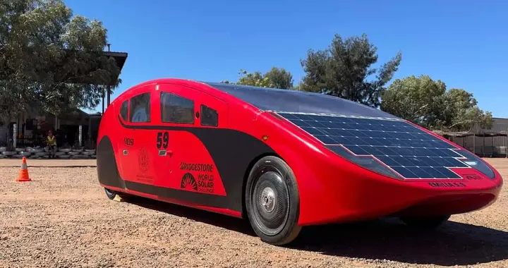 Emilia 5.9, l’auto solare italiana è campione d’Europa