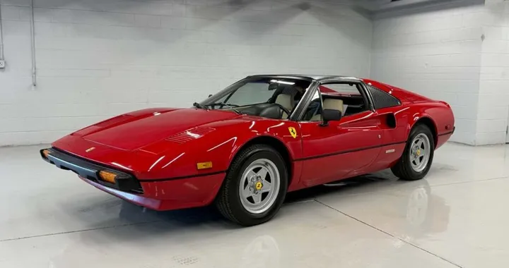 Ferrari 308 GTS di Tom Selleck in asta a Palm Beach