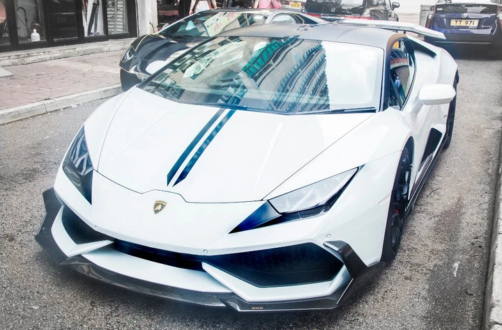 Lamborghini Huracàn Cairo Edition by Dmc