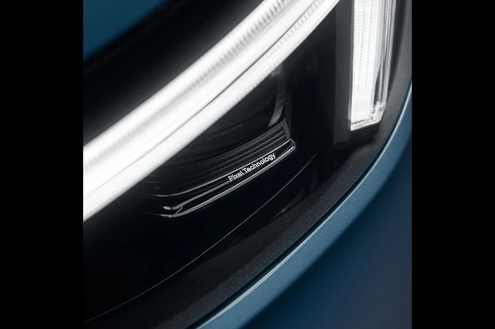 Volvo XC40 Recharge 2023: immagini ufficiali