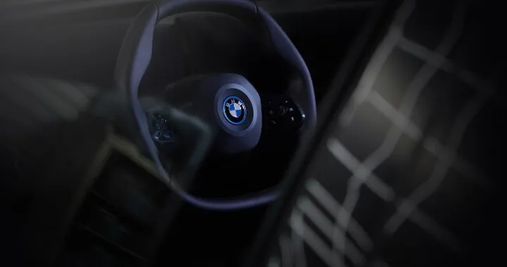 Bmw iNext, un teaser svela gli interni del SUV elettrico