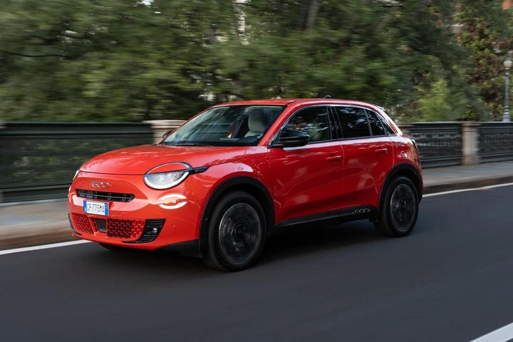 Fiat 600e: annunciati i prezzi per il mercato italiano [FOTO]