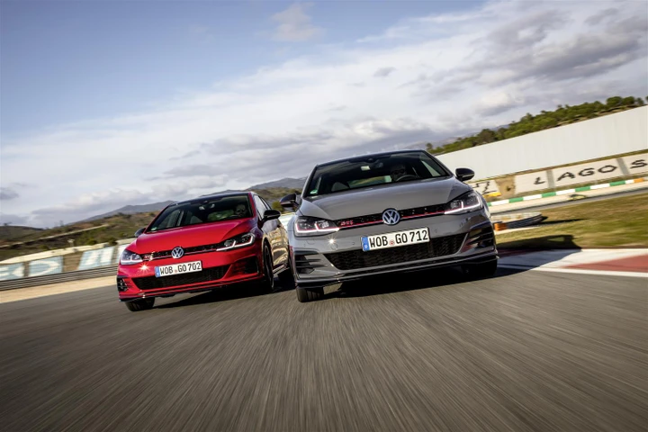 Volkswagen Golf GTI TCR: le immagini ufficiali