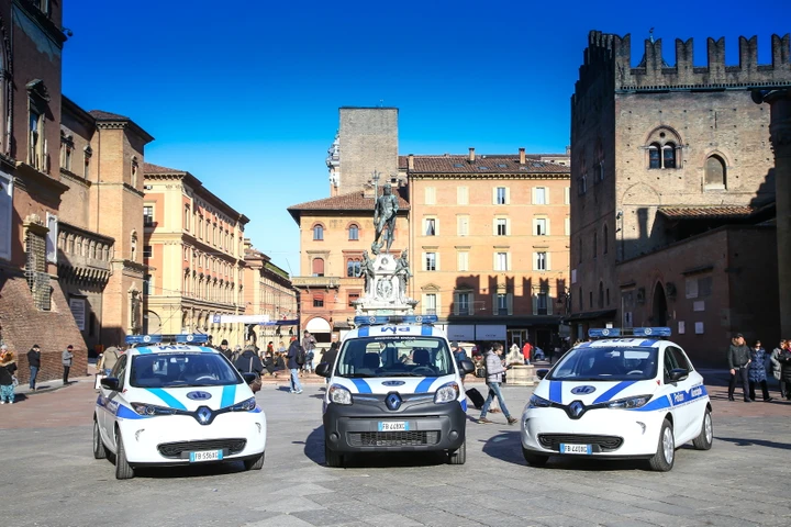 Renault: 76 auto elettriche per la regione Emilia Romagna