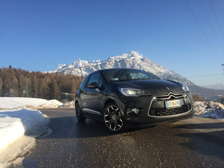 DS 3 THP 165 S&S Sport Chic, la prova su strada