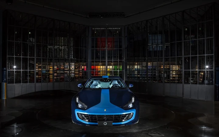 Ferrari GTC4 Azzurra: la nuova supercar di Lapo