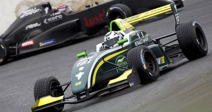Ultimate Cup: Peccenini brilla a Magny Cours