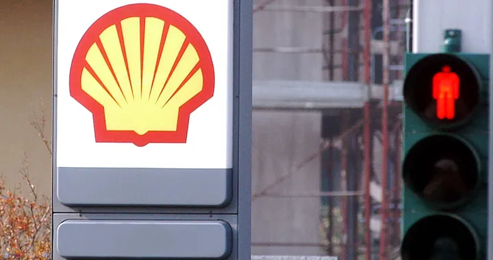 Shell storia logo: la conchiglia giallorossa
