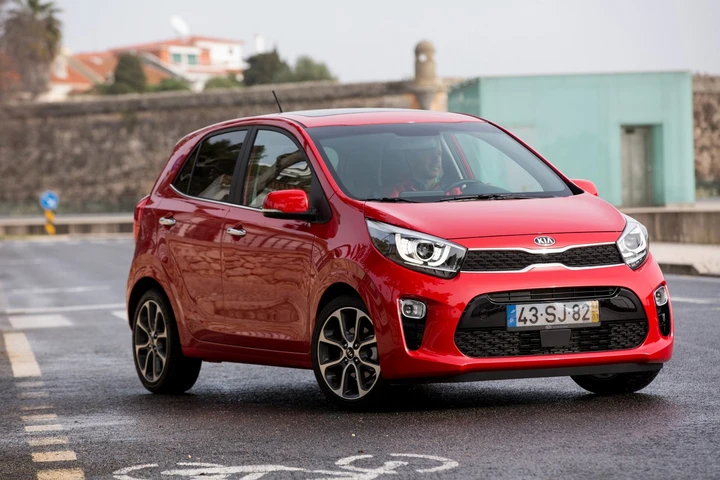 Nuova Kia Picanto 2017: piccola solo fuori