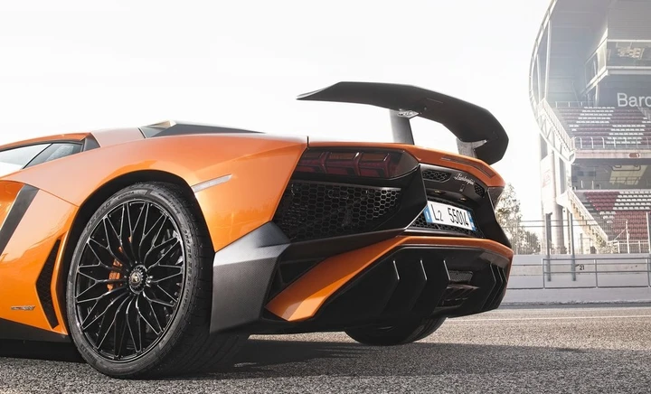 Lamborghini Aventador SV J: prosegue lo sviluppo