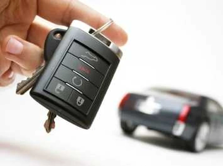 Leasing tedesco per sfuggire a superbollo e multe