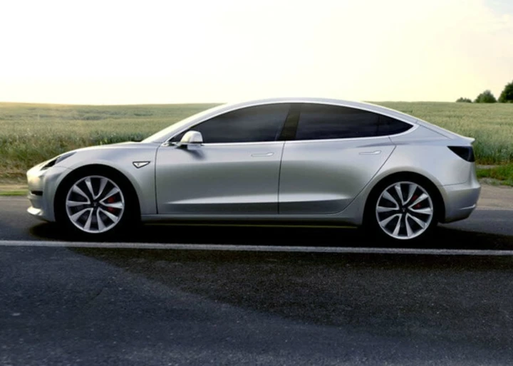 Tesla Model 3: le prime consegne il 28 luglio