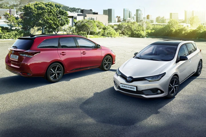 Toyota Auris Black Edition: nuova versione speciale