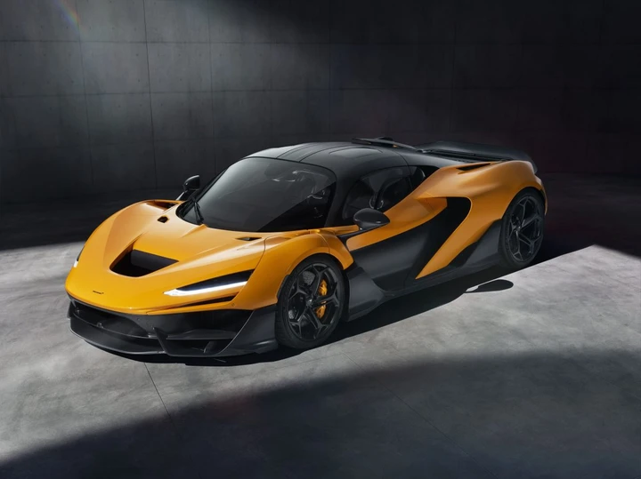 McLaren W1, 750S Le Mans e Artura Spider: il trittico da sogno di Monterey