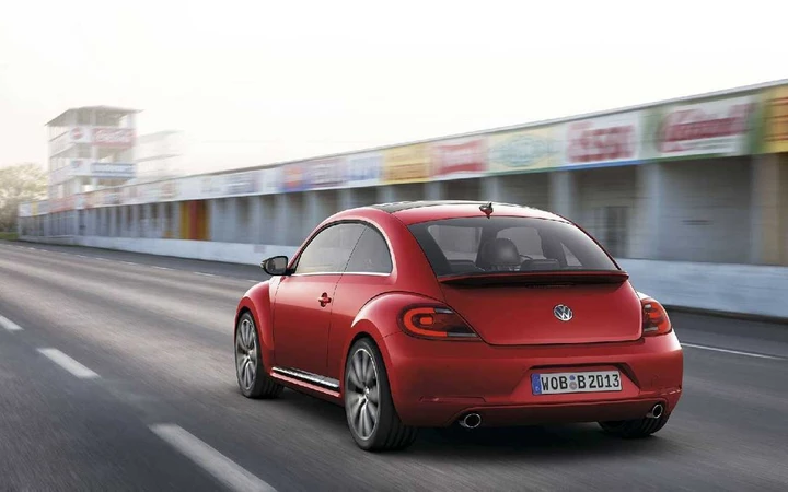 Volkswagen Beetle R: il Maggiolino va di corsa