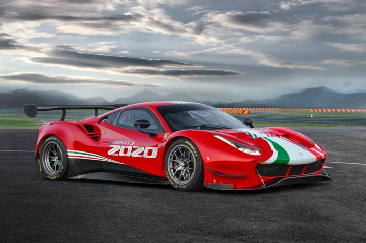 Ferrari 488 GT3 Evo 2020: immagini ufficiali