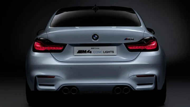 BMW M4 Concept Iconic Lights